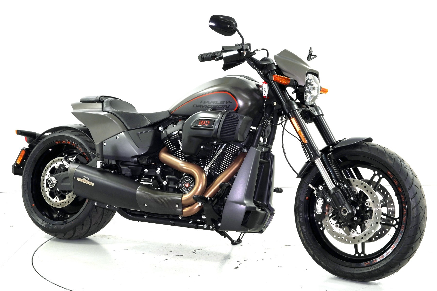 HARLEY-DAVIDSON FXDRS-showroom-element-1