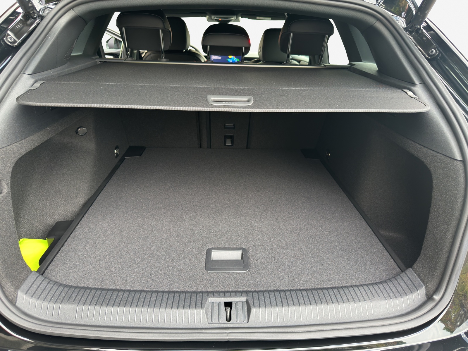 VW ID.7 Tourer Pro S 86 kWh Pro S-image-12