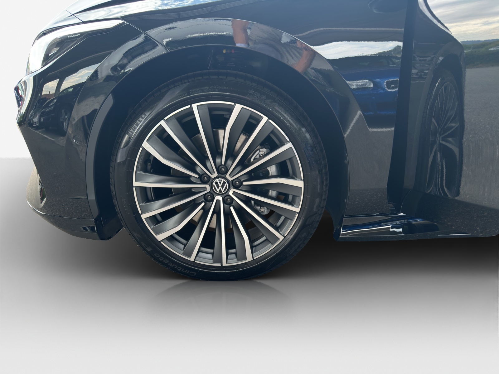 VW ID.7 Tourer Pro S 86 kWh Pro S-image-13
