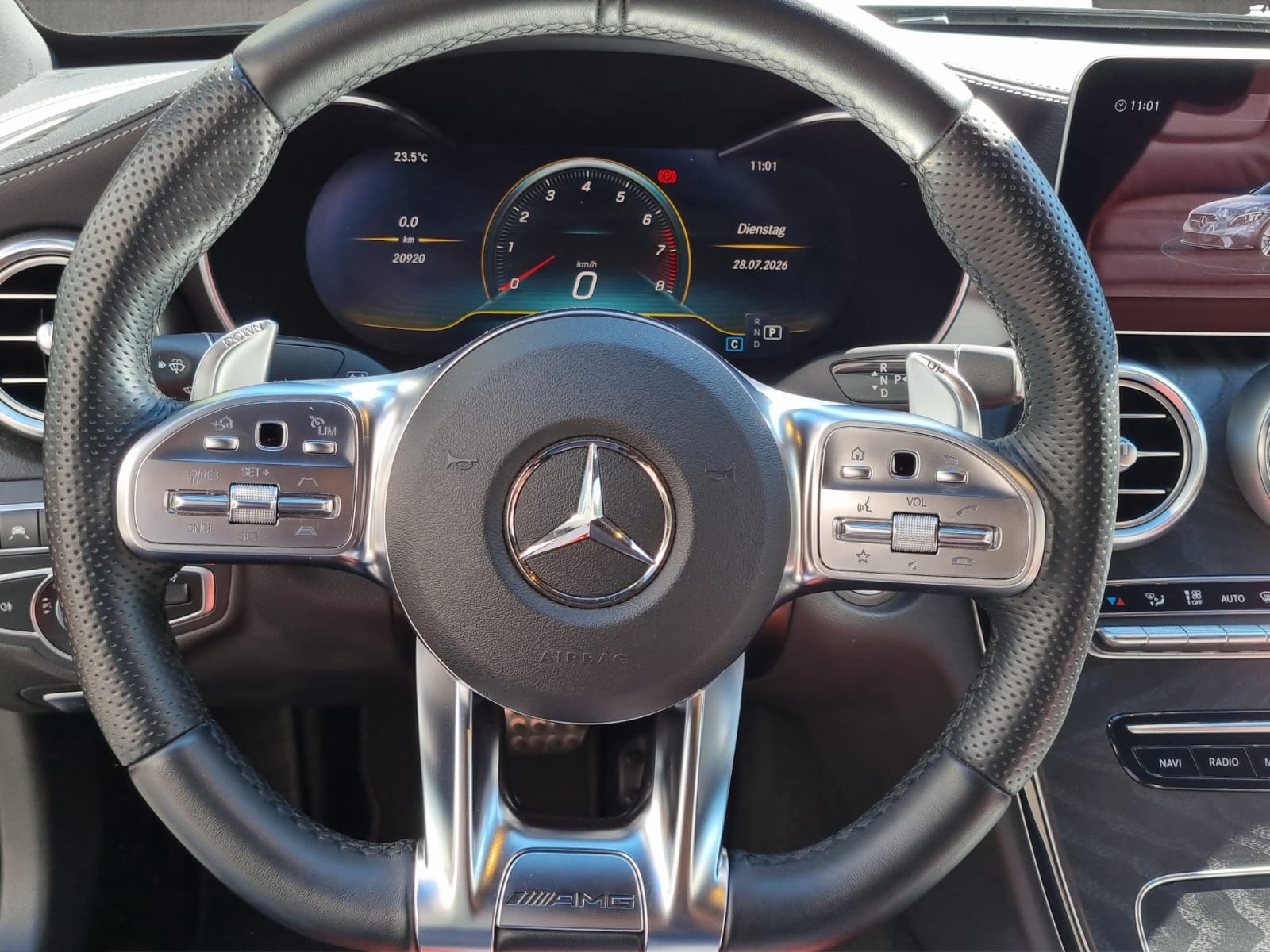 MERCEDES-BENZ C 43 AMG 4matic Cabriolet-image-9