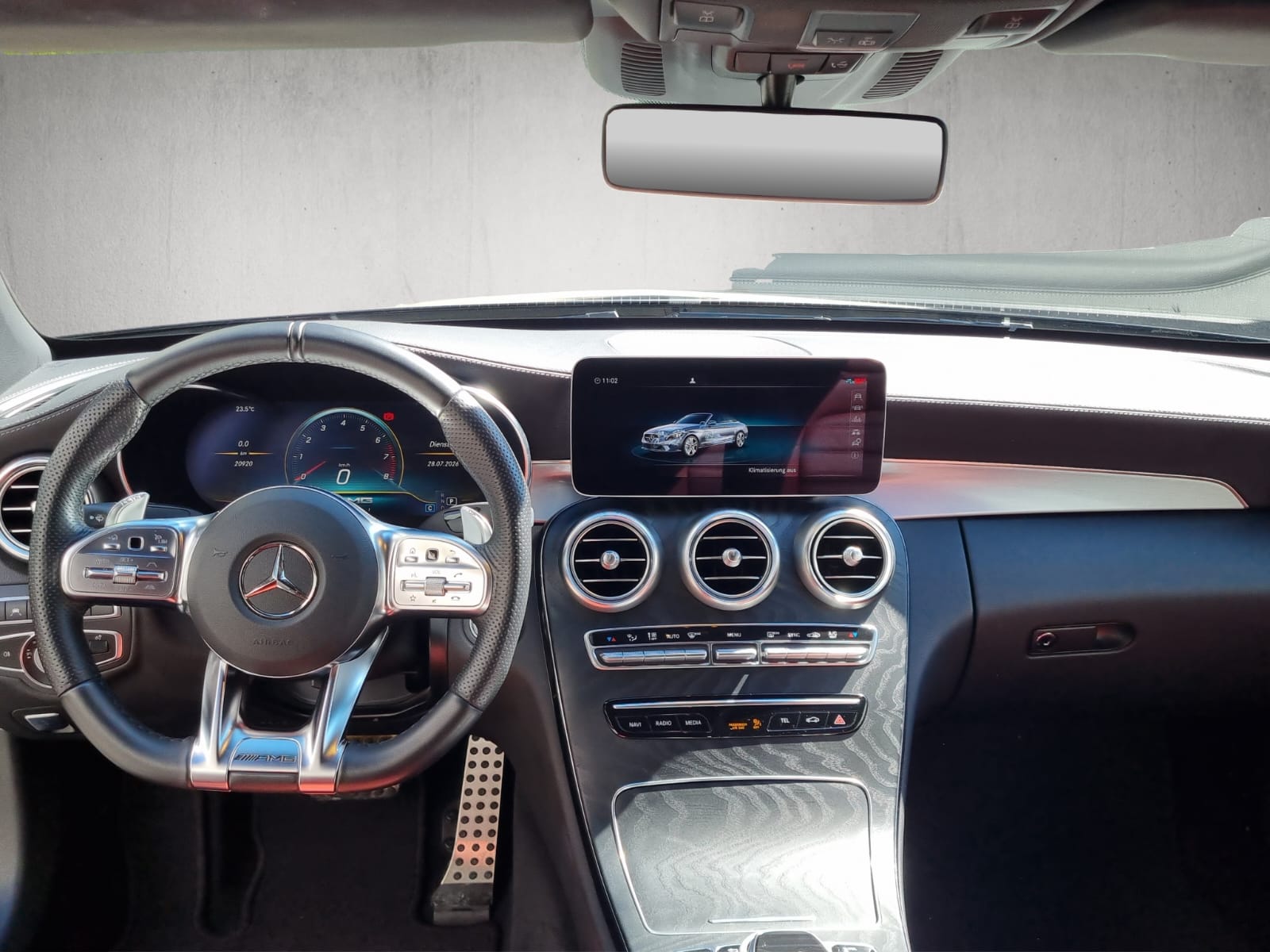 MERCEDES-BENZ C 43 AMG 4matic Cabriolet-image-10