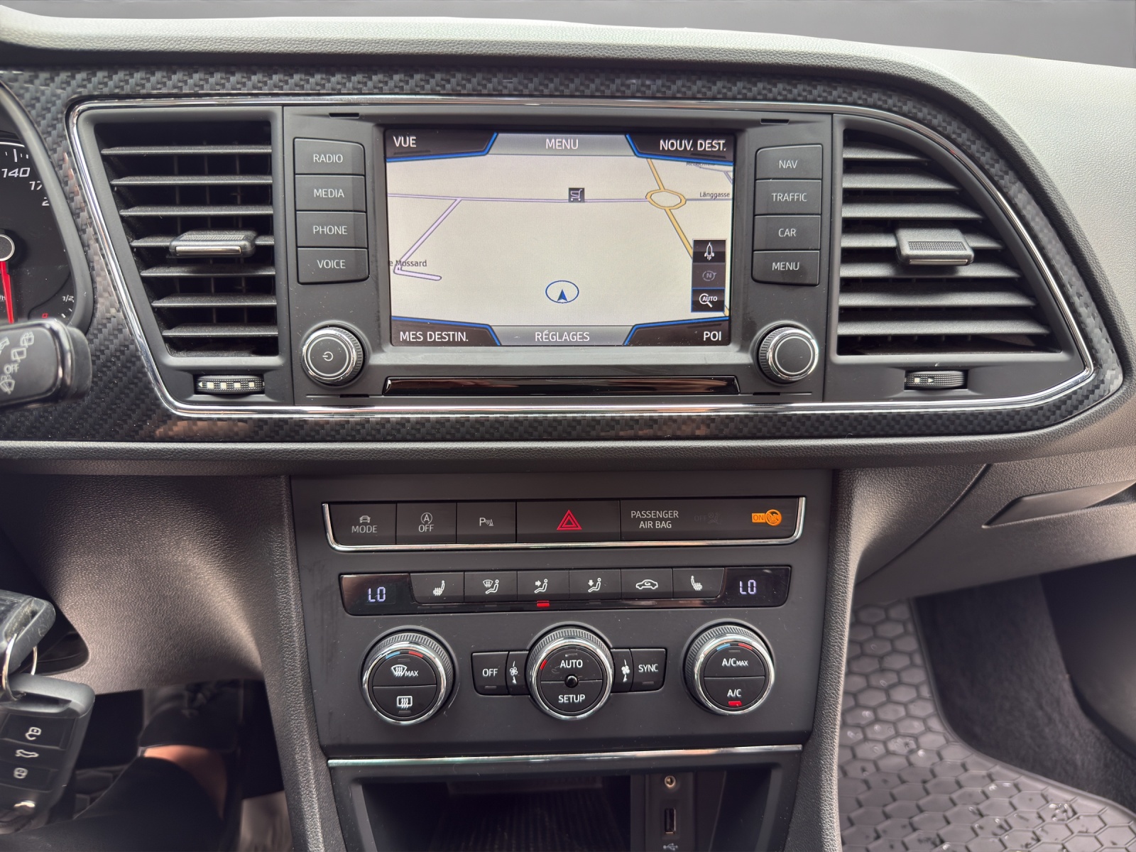 SEAT Leon 1.8 TSI FR Line-image-14