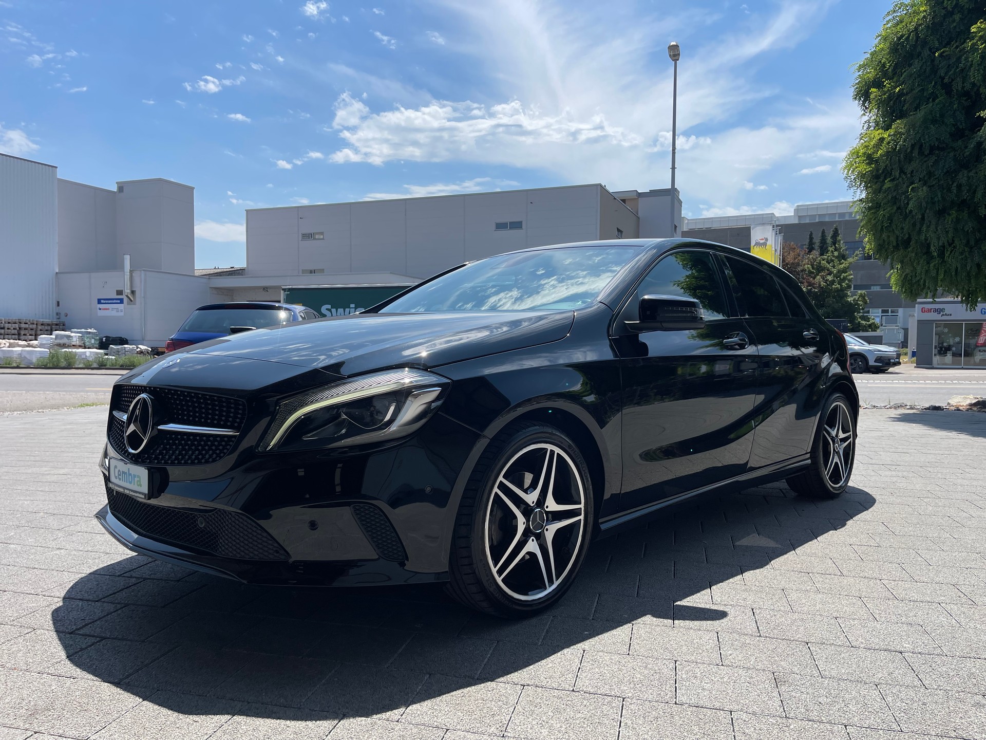 MERCEDES-BENZ A 200 AMG Line 7G-DCT-image-0