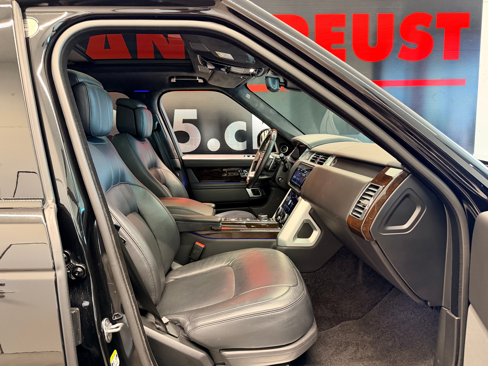 LAND ROVER Range Rover 3.0D I6 Autobiography Automatic-image-22