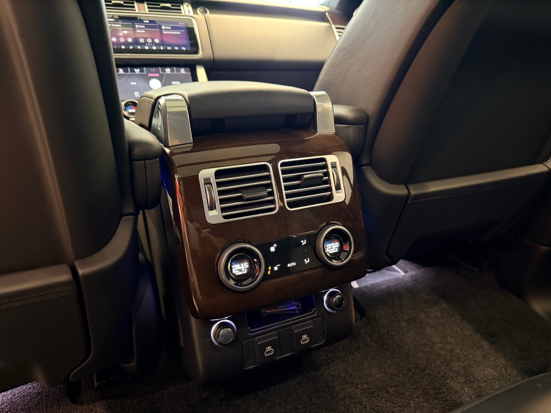 LAND ROVER Range Rover 3.0D I6 Autobiography Automatic-image-18