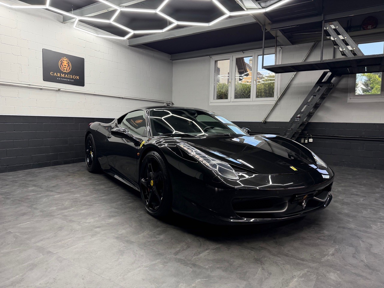 FERRARI 458 Italia 4.5 V8 Black Beast