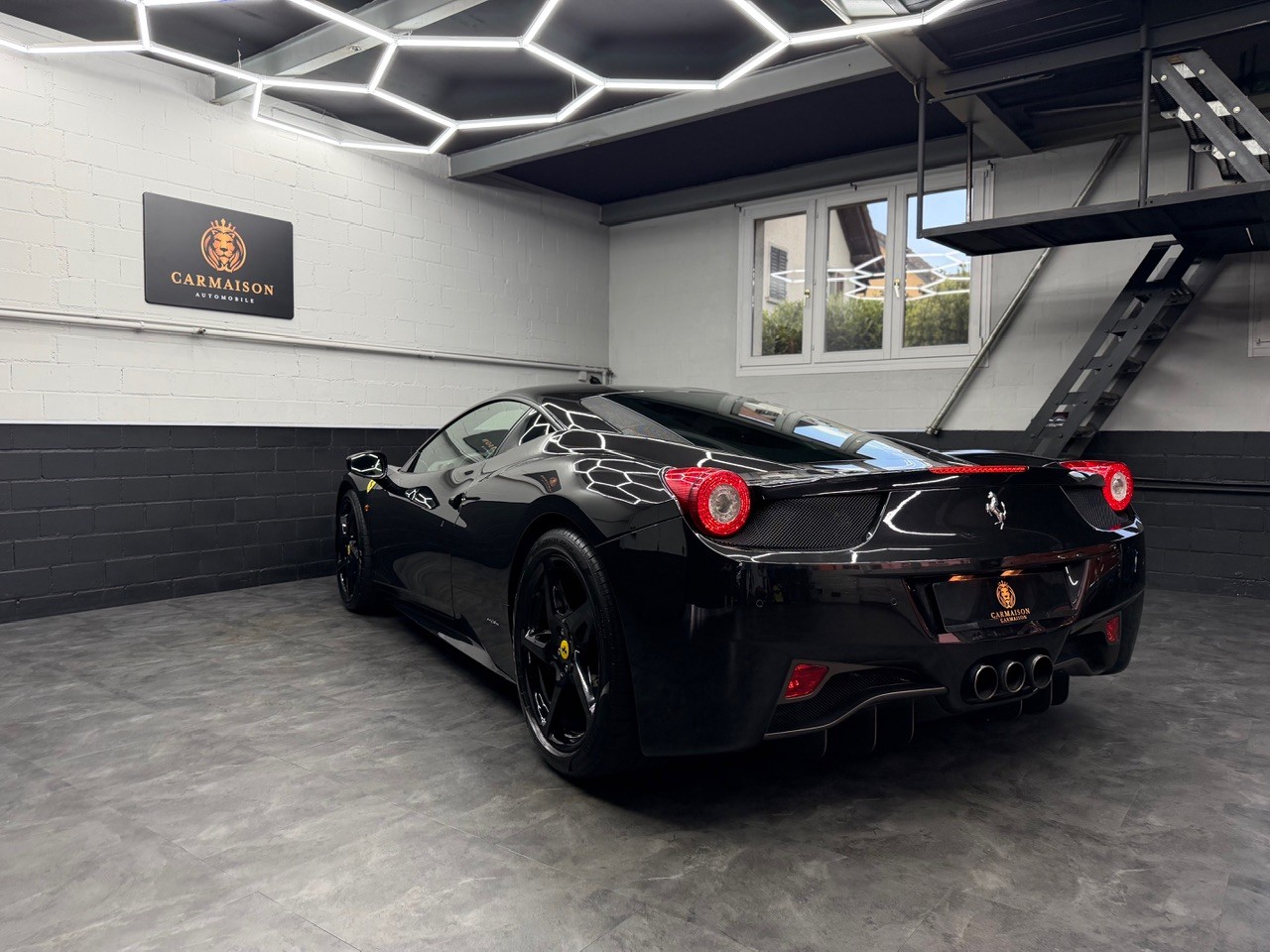FERRARI 458 Italia 4.5 V8 Black Beast-image-5