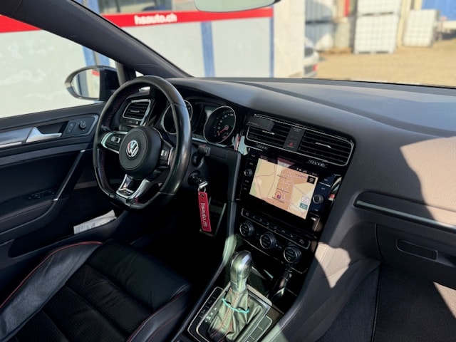 VW Golf 2.0 TSI GTI DSG-image-5