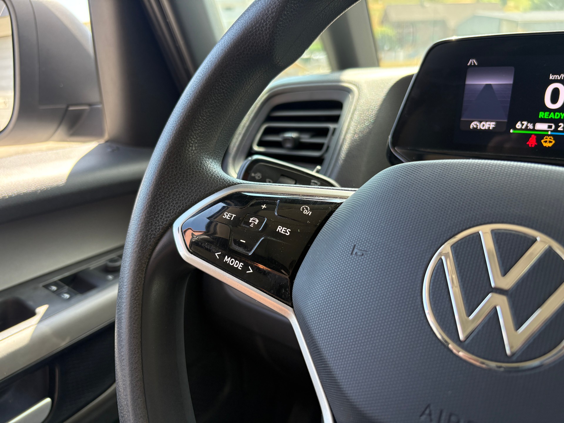 VW ID. Buzz Cargo-image-12