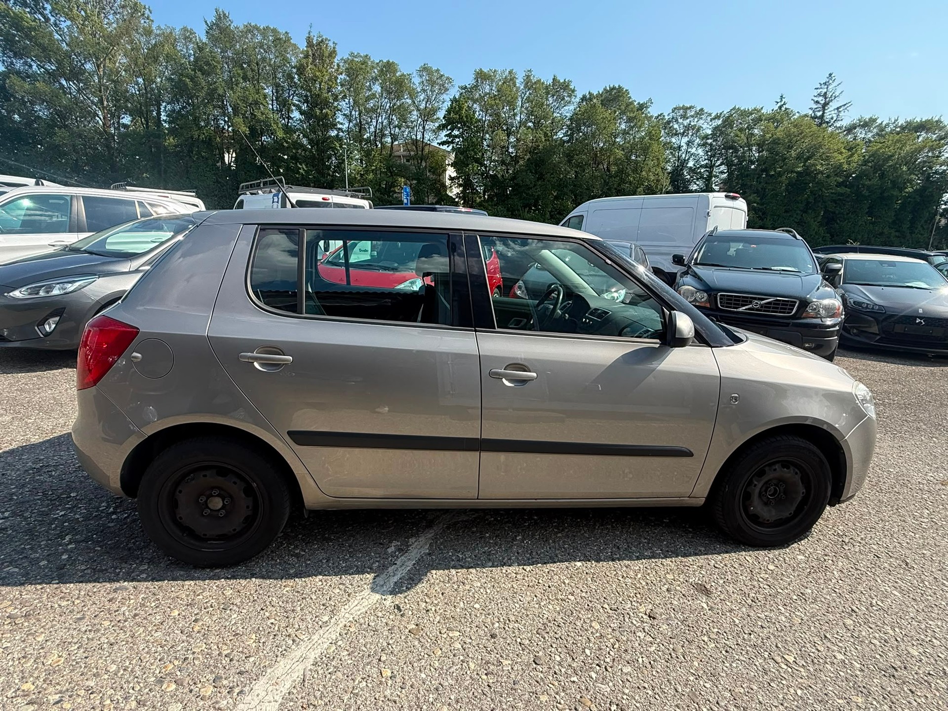 SKODA Fabia 1.2 Entry-image-2