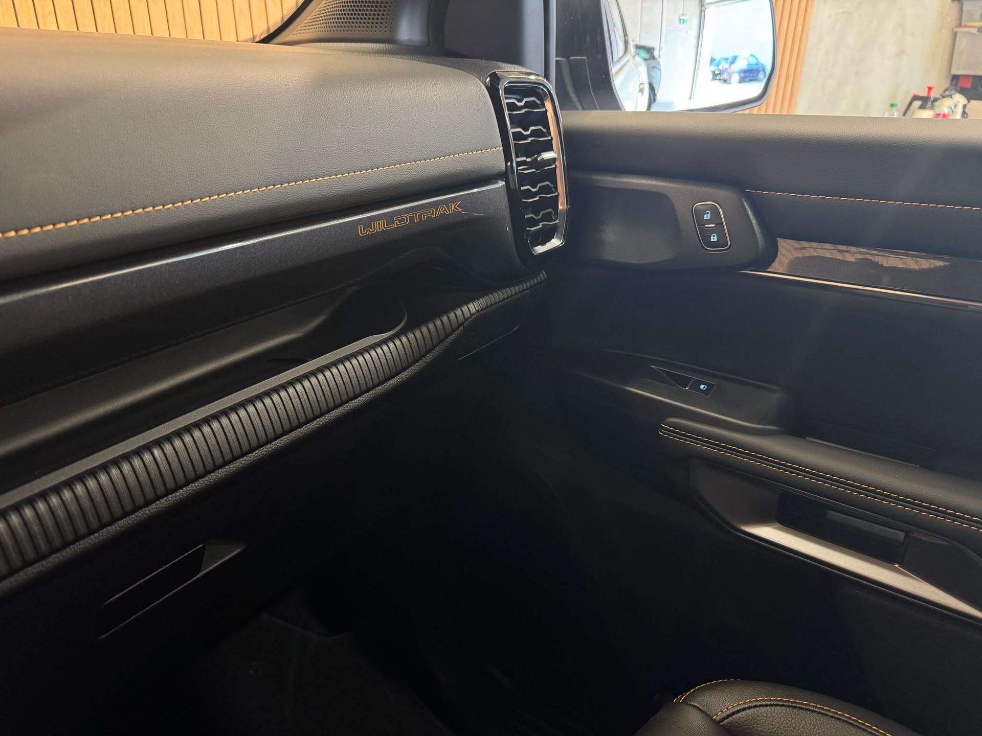 FORD Ranger Wildtrak 3.0 Eco Blue e-4WD My26 Automat-image-23