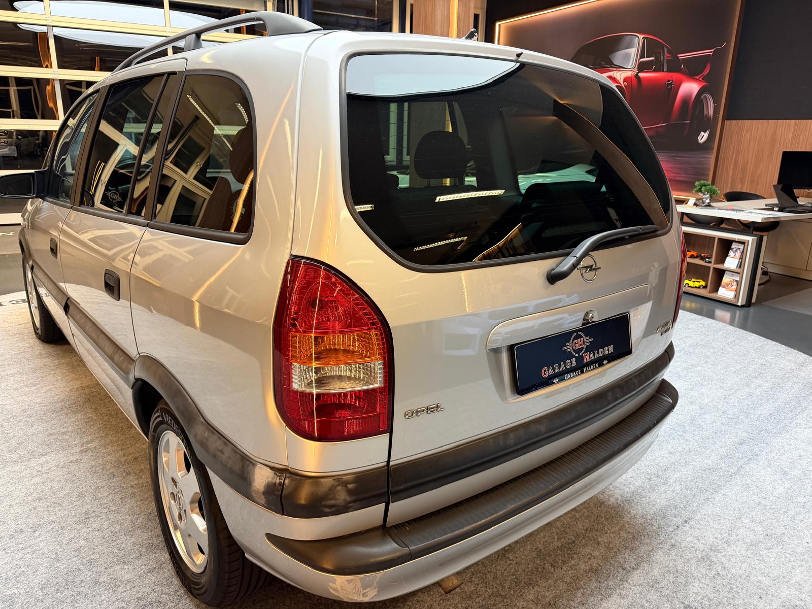 OPEL Zafira 1.8i 16V Comfort-image-5