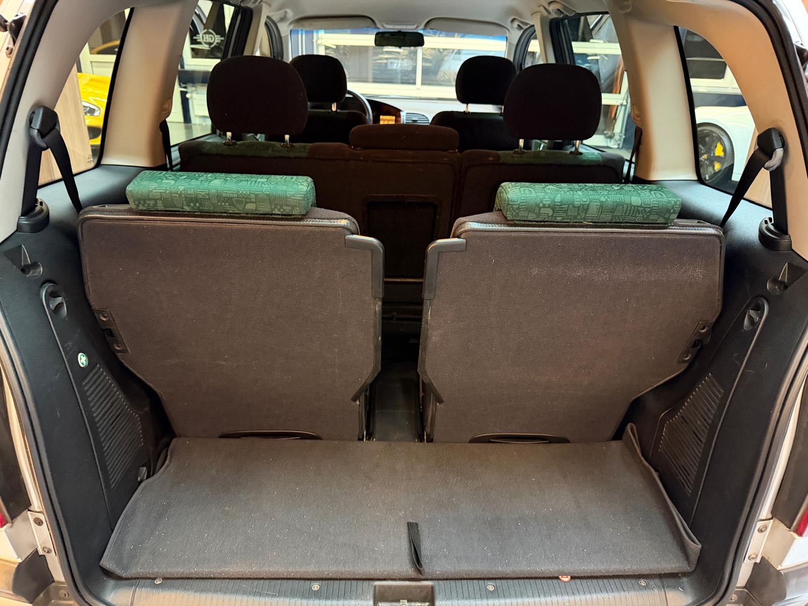 OPEL Zafira 1.8i 16V Comfort-image-13