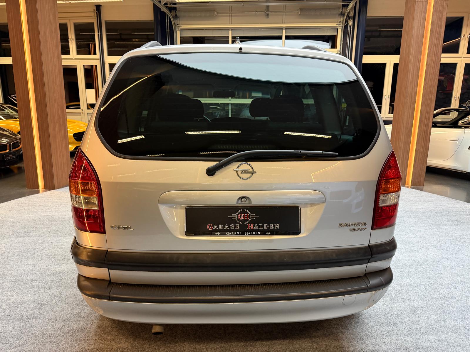 OPEL Zafira 1.8i 16V Comfort-image-6