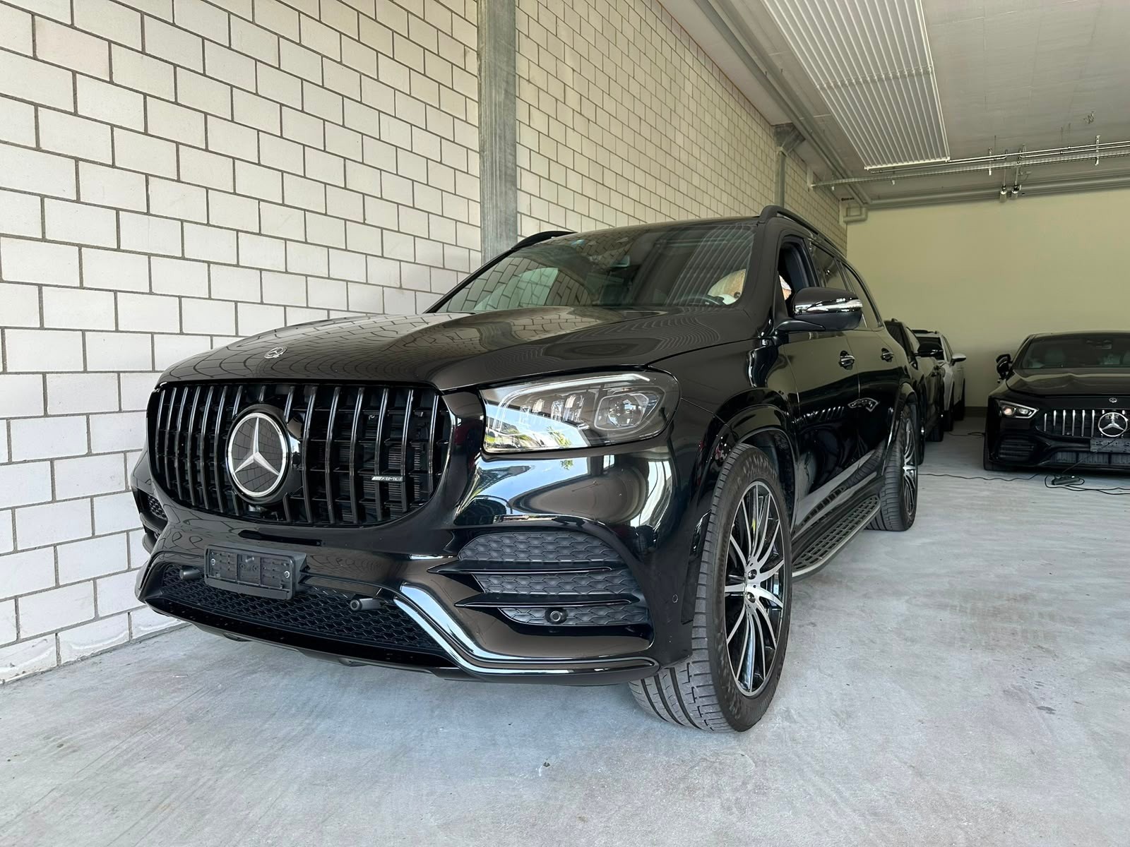MERCEDES-BENZ GLS 580 4Matic 9G-Tronic-image-1