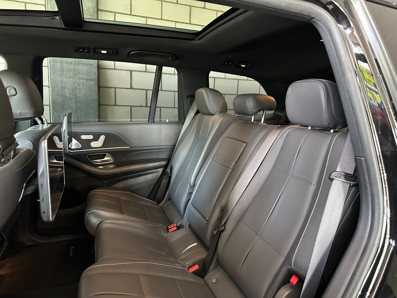 MERCEDES-BENZ GLS 580 4Matic 9G-Tronic-image-7