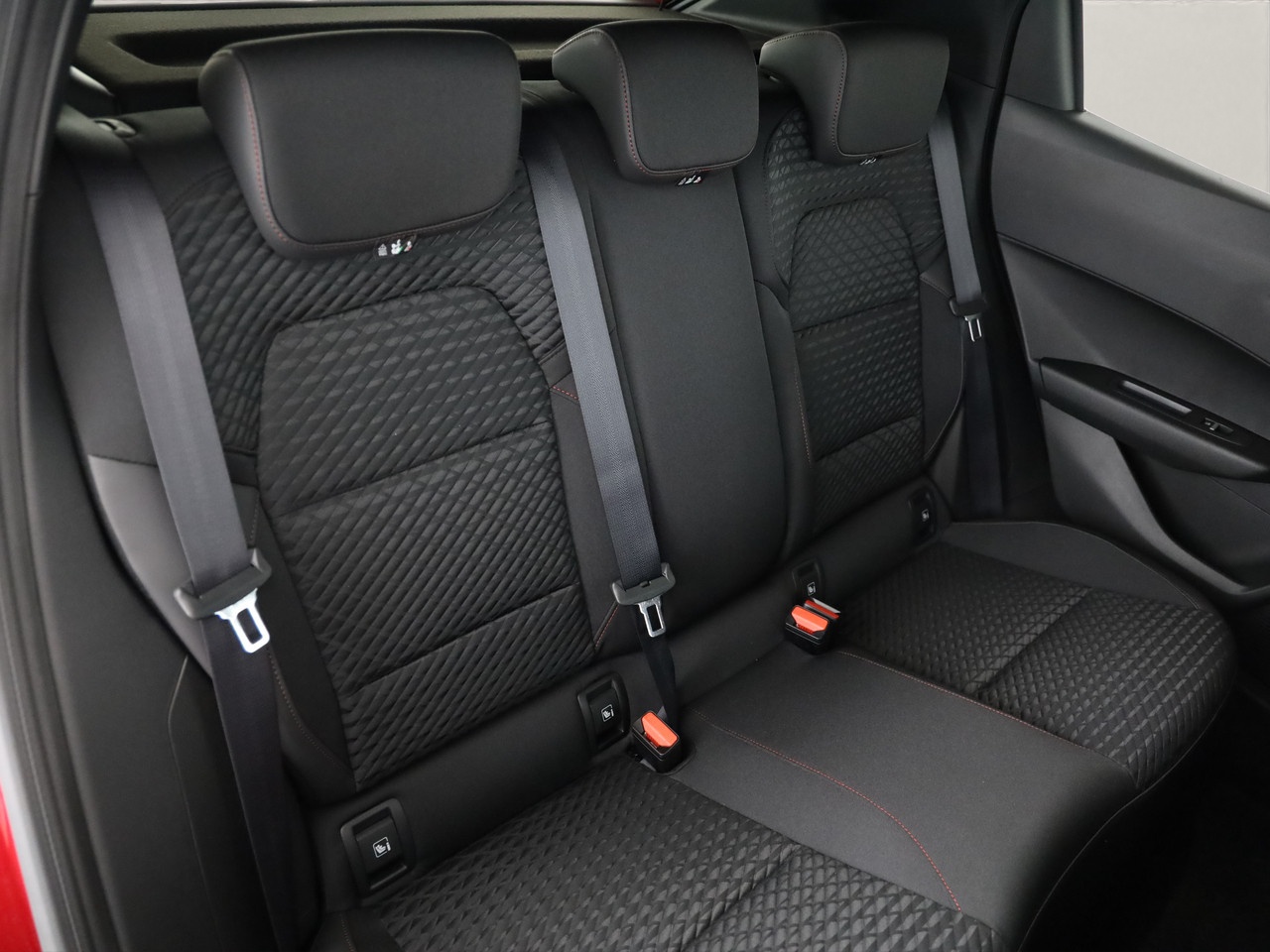 RENAULT Clio 1.8 E-Tech techno-image-7
