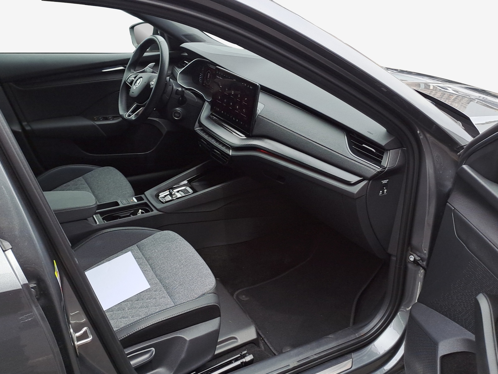 SKODA Octavia Combi 1.5 TSI mHEV DSG Sport Line-image-13