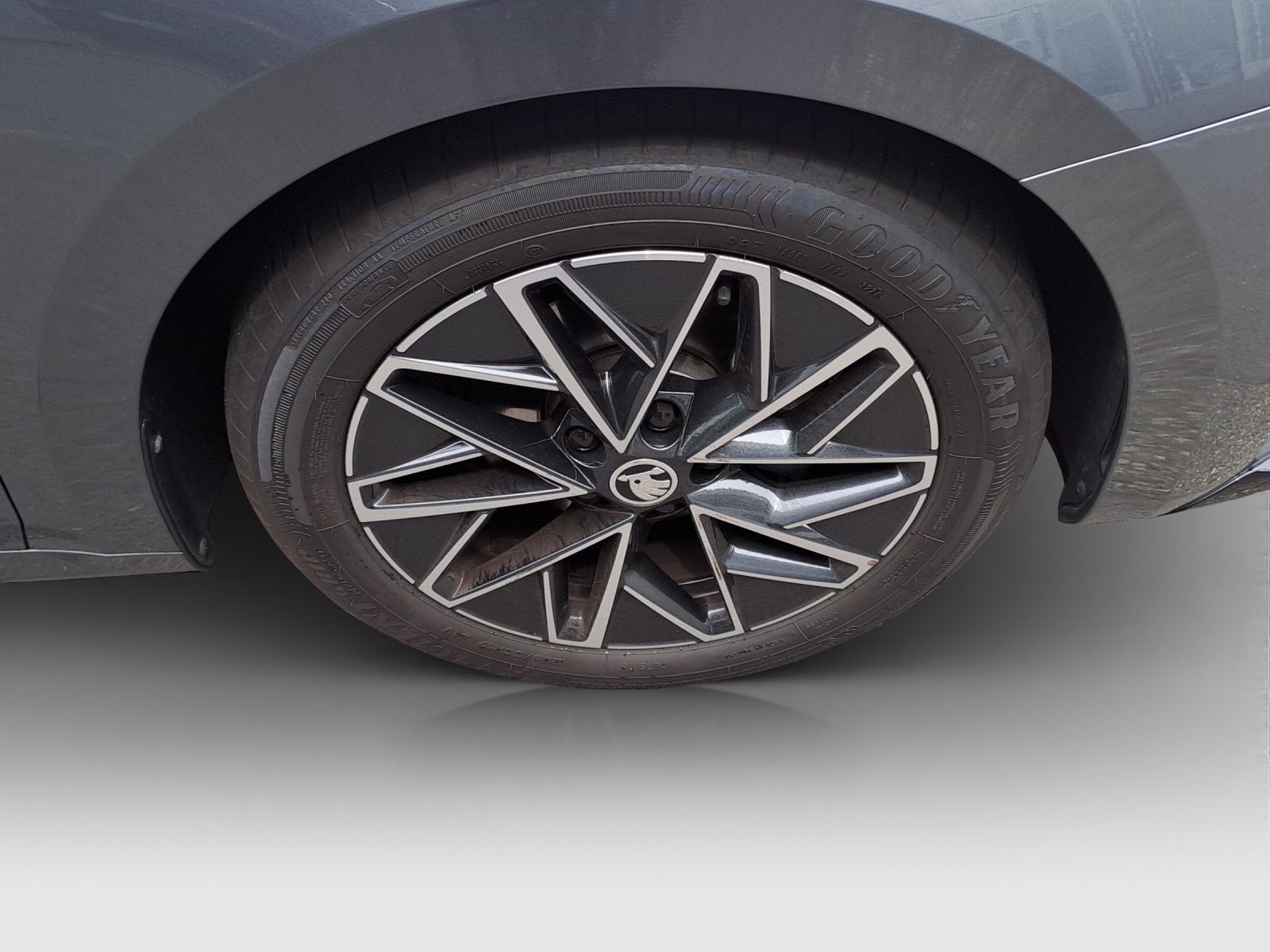 SKODA Octavia Combi 1.5 TSI mHEV DSG Sport Line-image-14