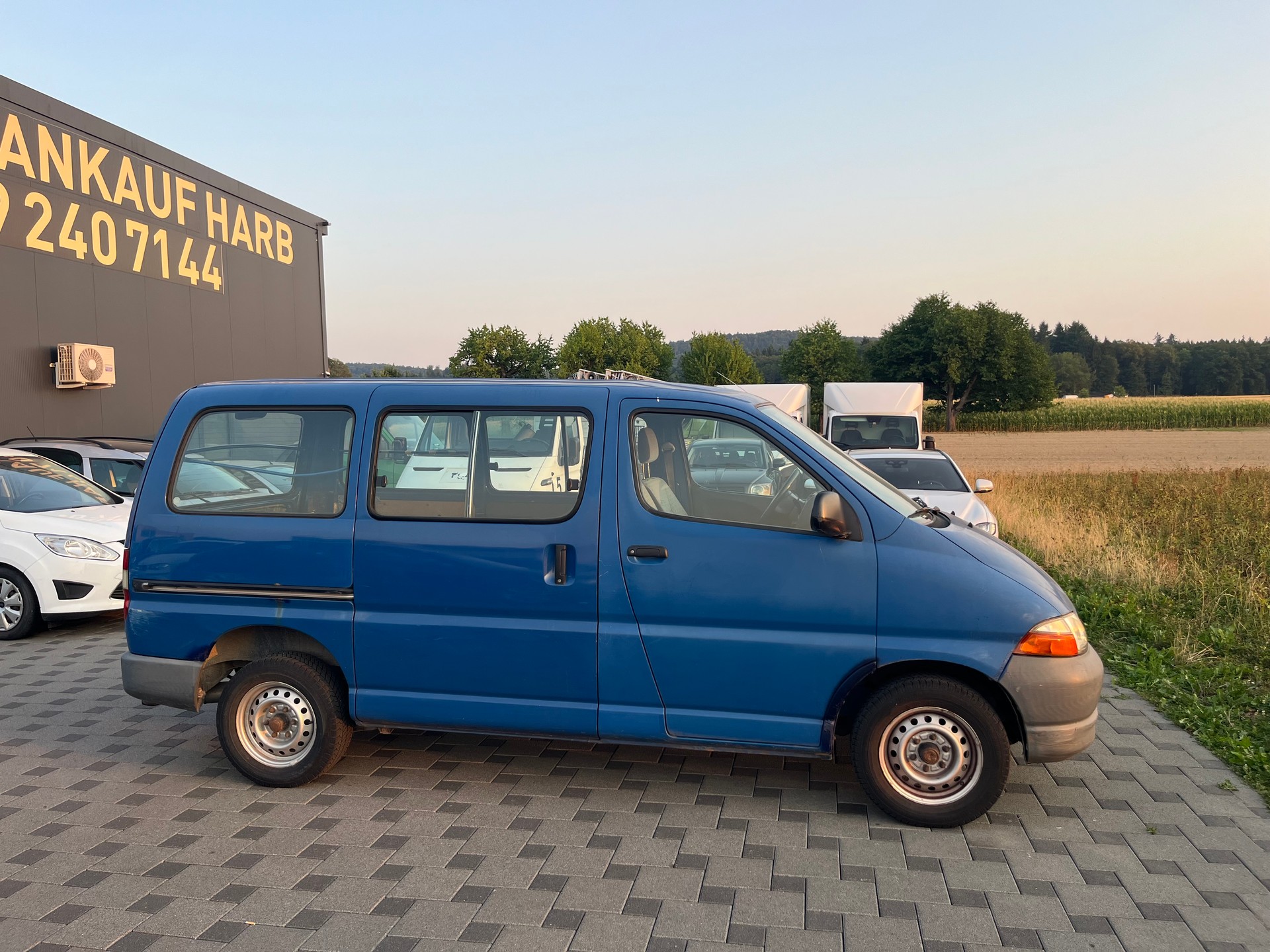 TOYOTA Hiace 2.7 Van Klima-image-2