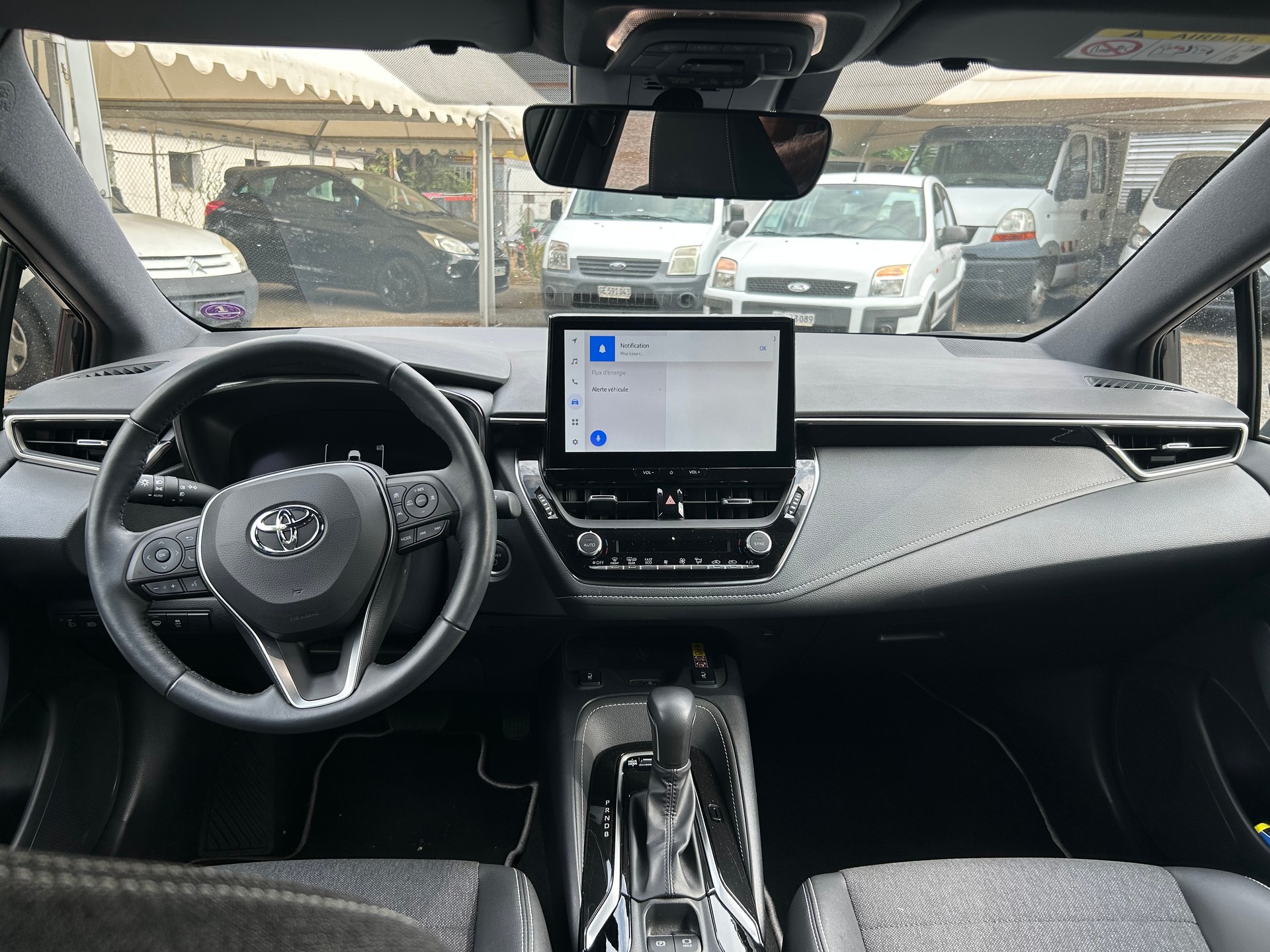 TOYOTA Corolla 1.8 HSD Trend e- CVT-image-10