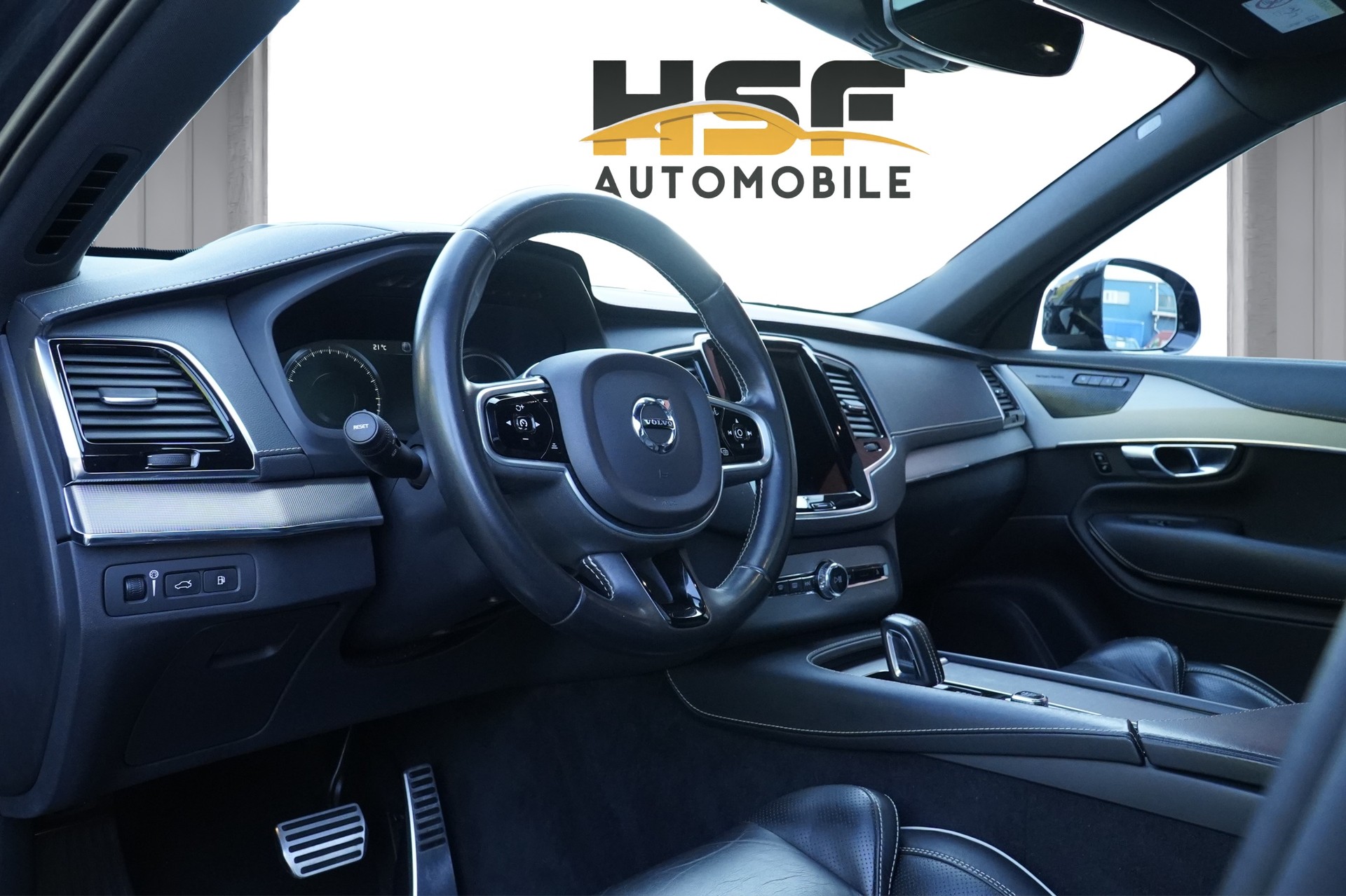VOLVO XC90 T8 eAWD R-Design Expression Geartronic * CH Fahrzeug & AHK-7 Sitze *-image-8