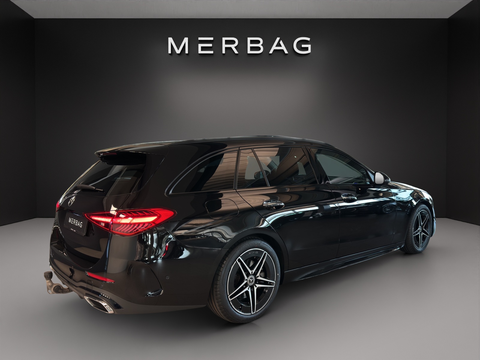 MERCEDES-BENZ C 200 T 4Matic AMG Line-image-5