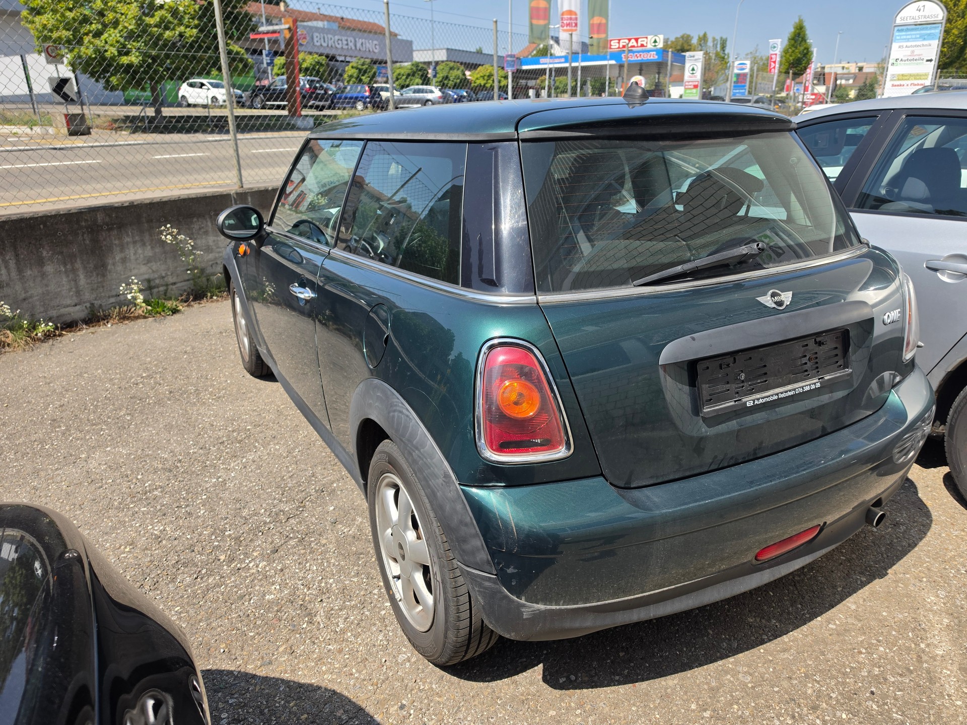 MINI One-image-4