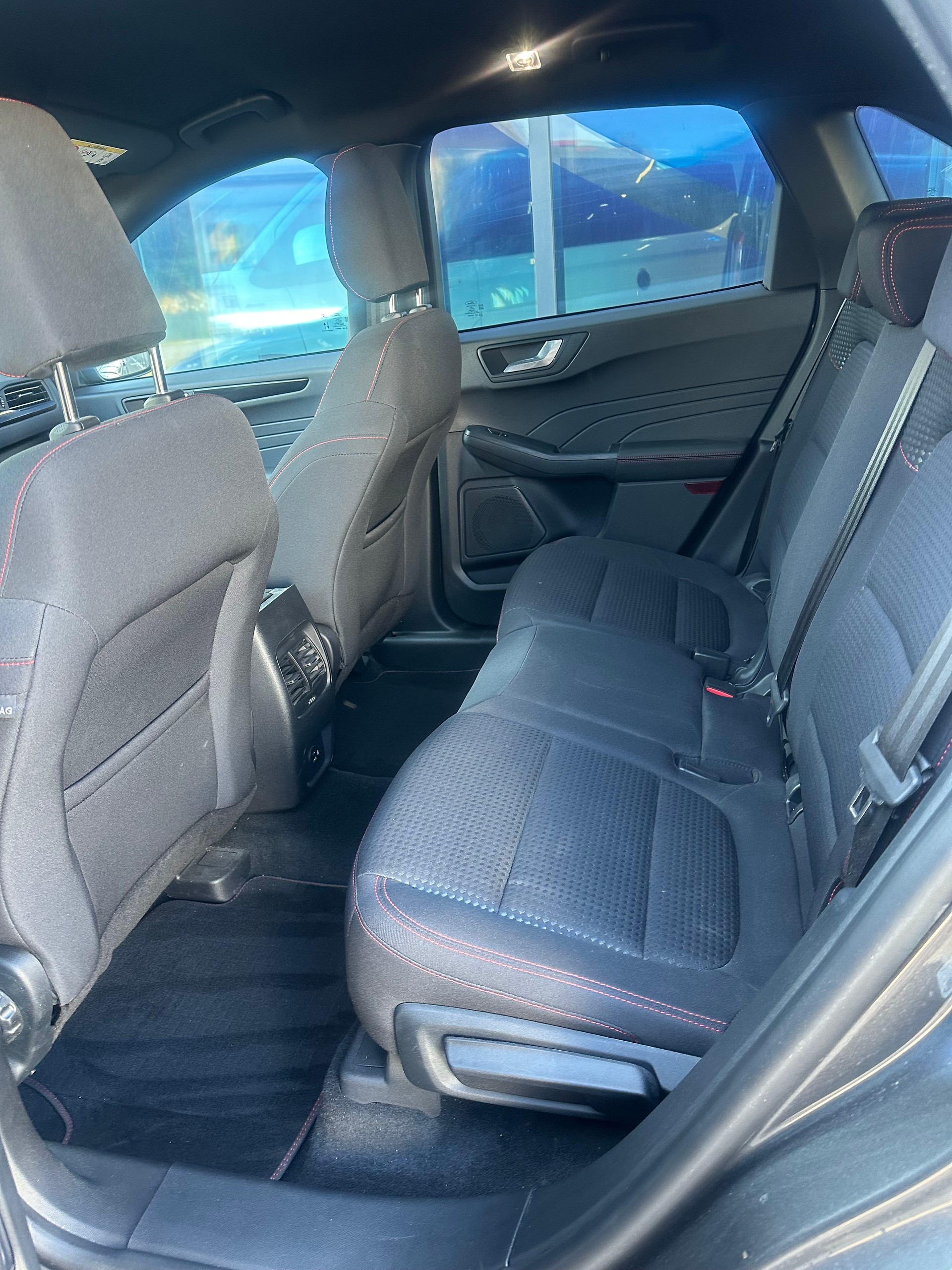 FORD Kuga 2.5 Hybrid ST-Line-image-11
