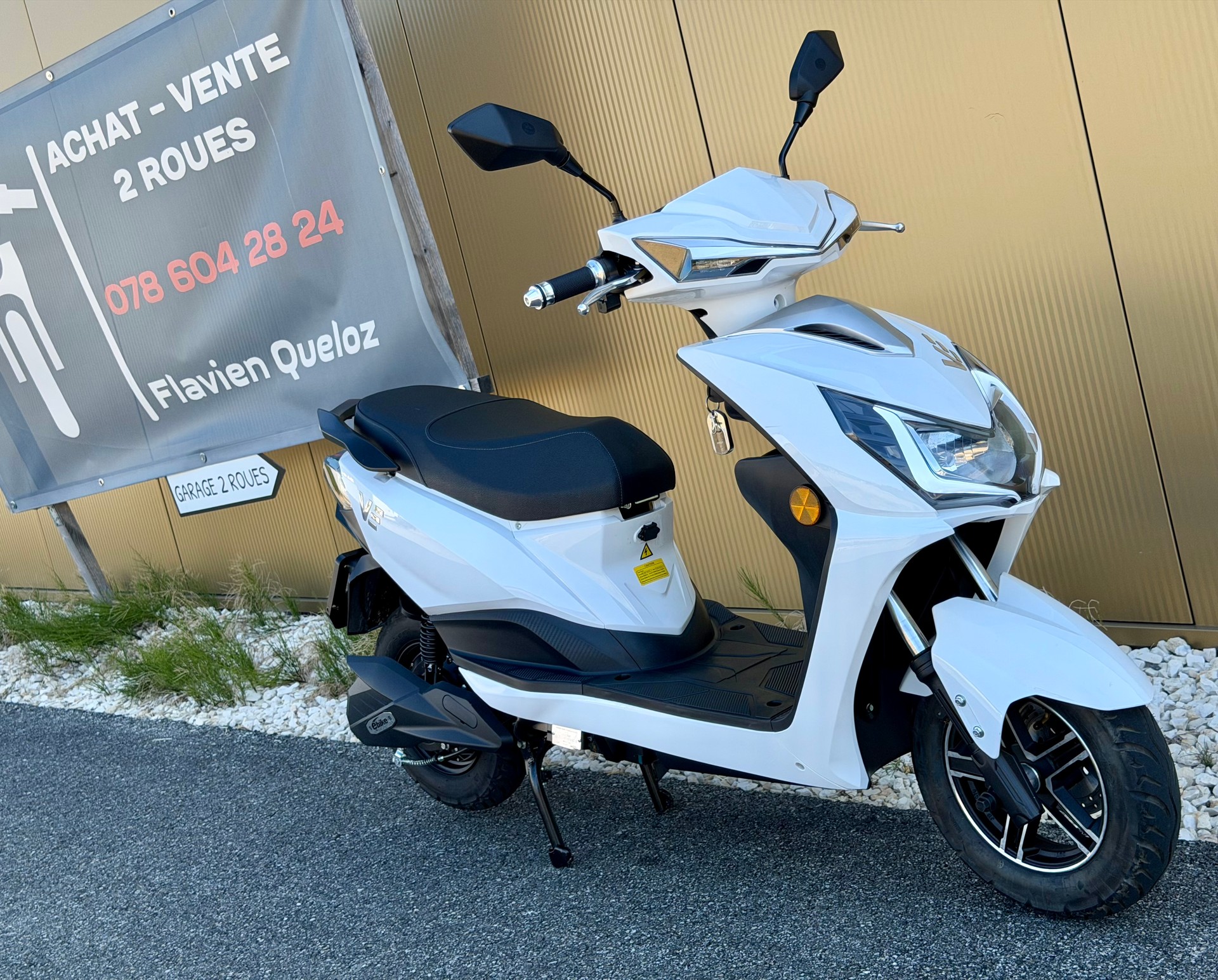 VENGO LEO scooter électrique 45km/h - Plaque jaune