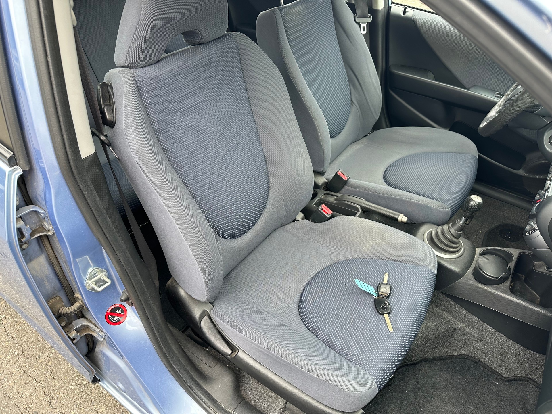 HONDA Jazz 1.4i 30 Jahre FIXPREIS-image-13