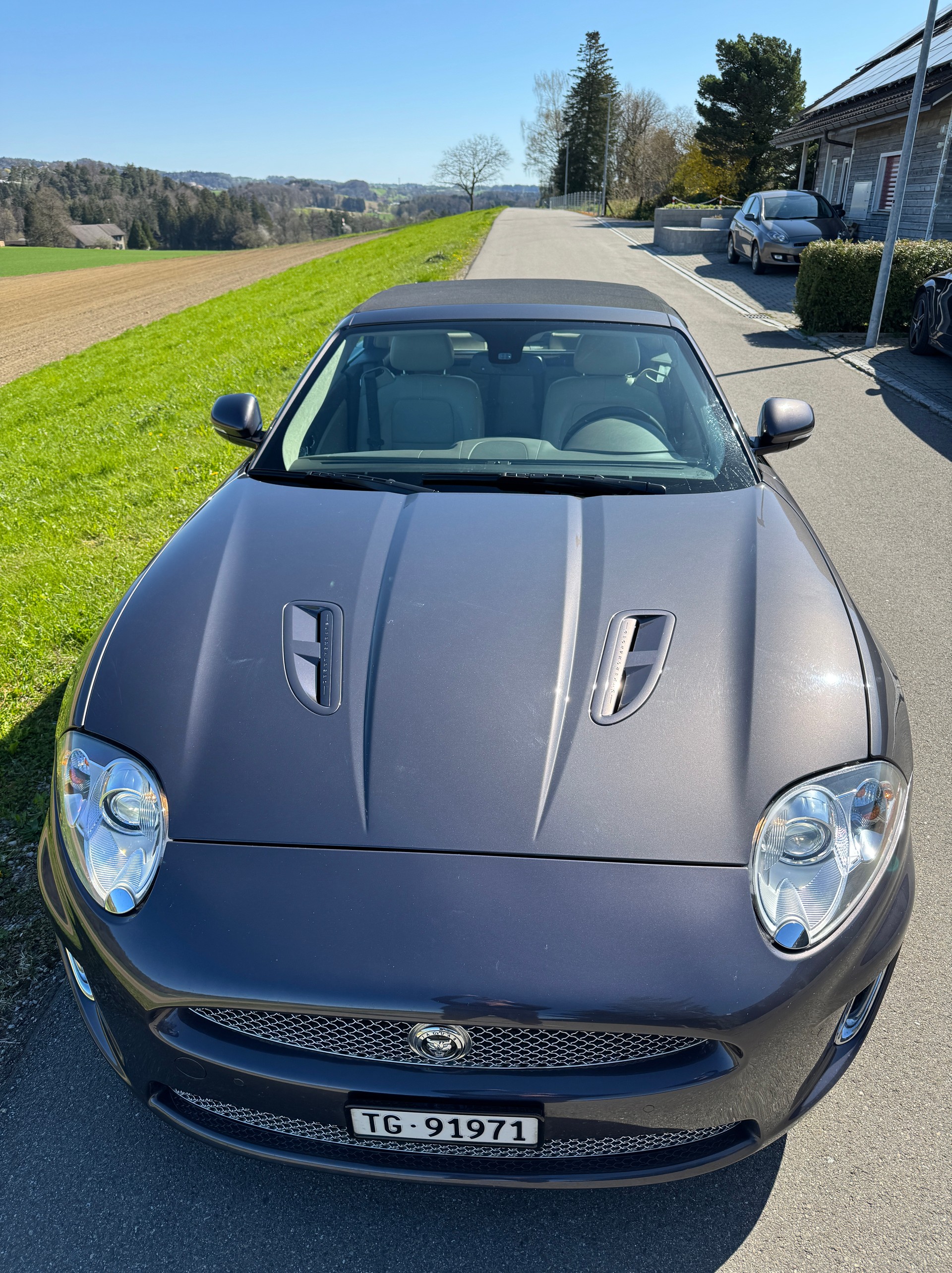 JAGUAR XKR-image-1