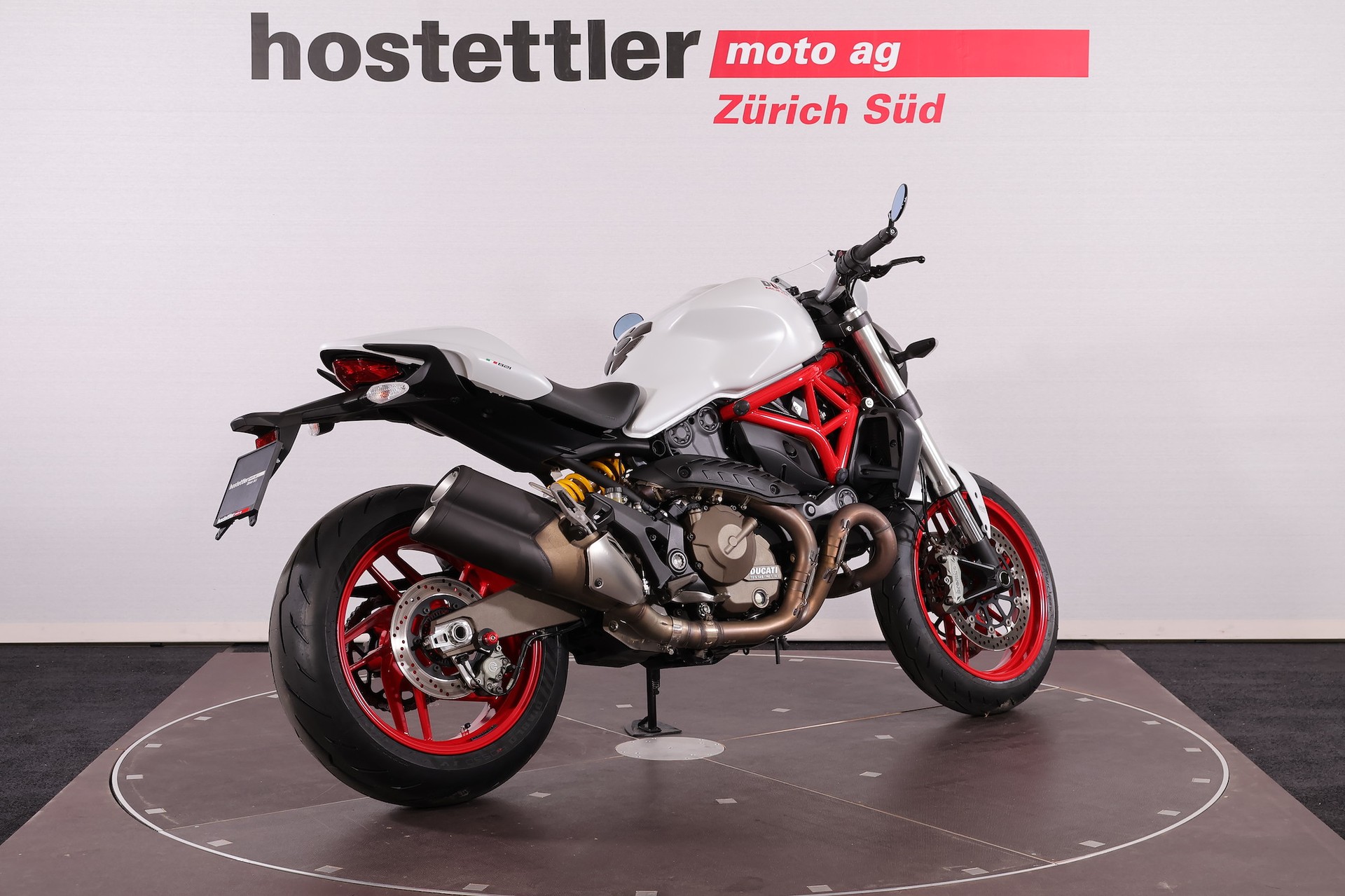 DUCATI Monster 821-image-4