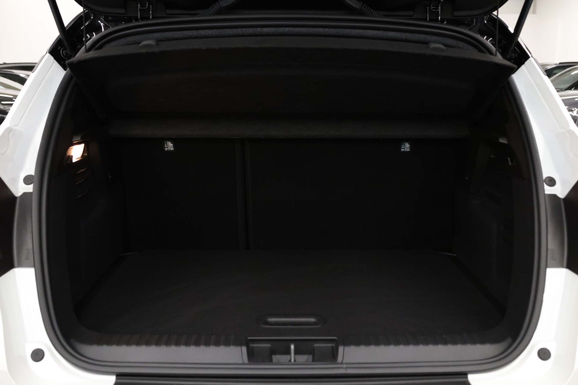 RENAULT Captur 1.8 E-Tech techno-image-30