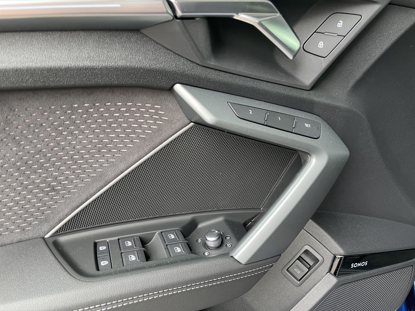 AUDI A3 Limousine TFSI 150 kW quattro S line S-tronic-image-8