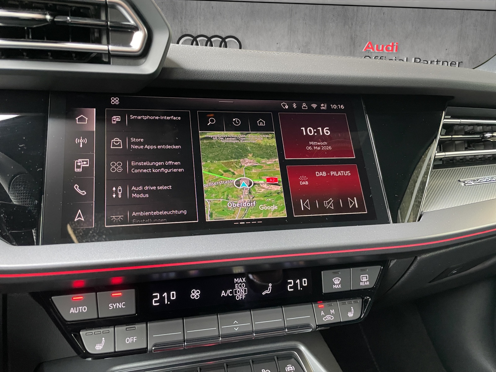 AUDI A3 Limousine TFSI 150 kW quattro S line S-tronic-image-11