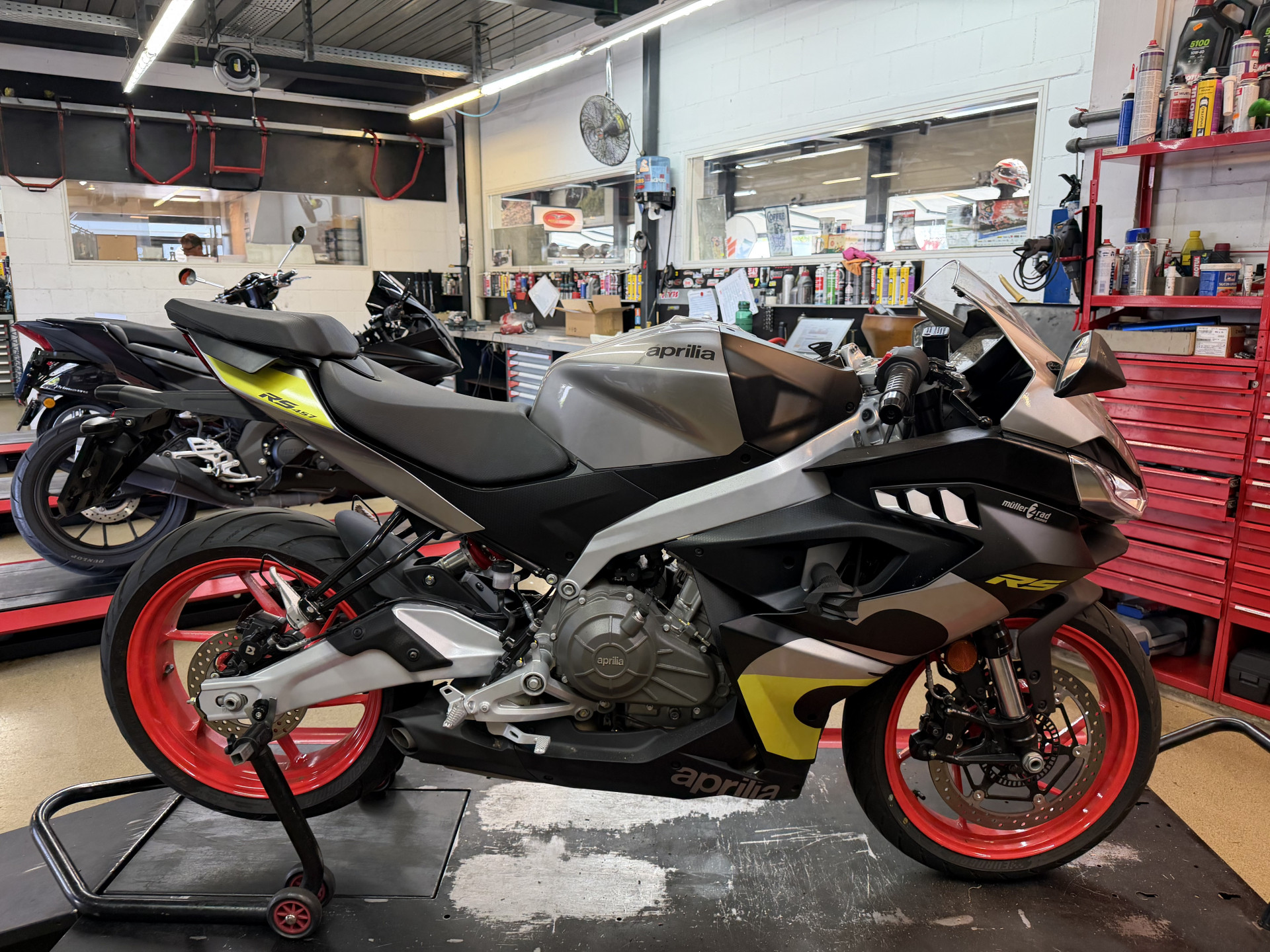 APRILIA RS 457-showroom-element-1