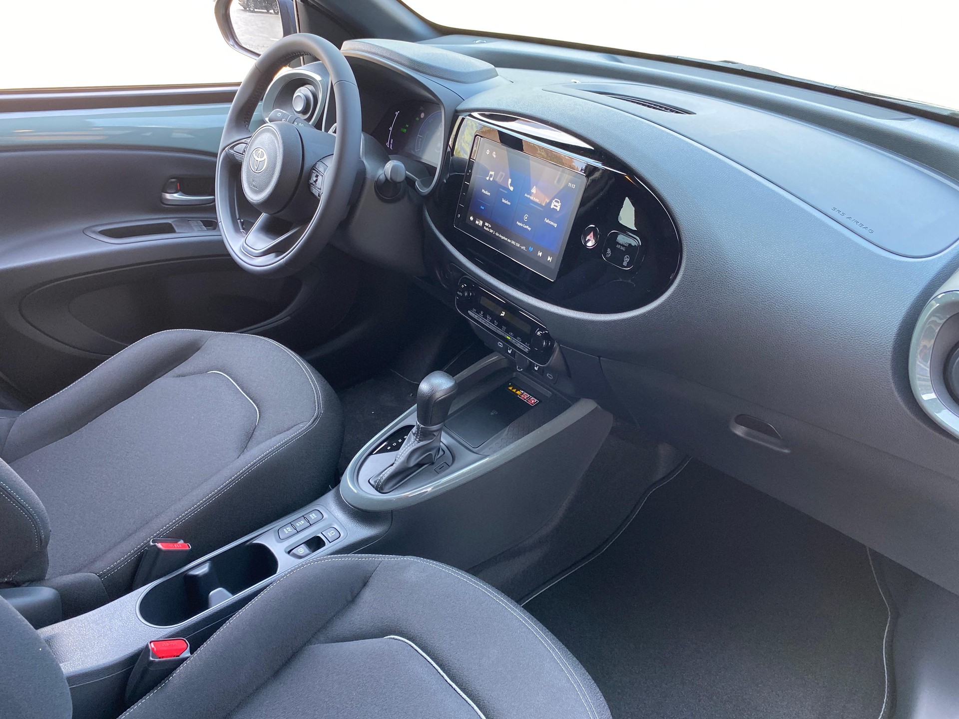 TOYOTA Aygo X 1.5 VVT-i HSD Trend-image-7