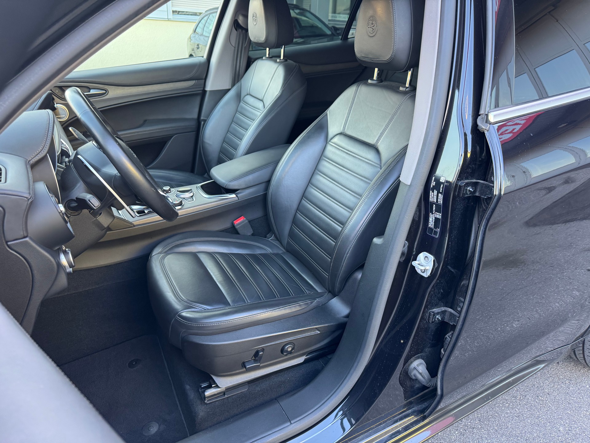 ALFA ROMEO Stelvio 2.0 TI Q4 Automatic-image-22