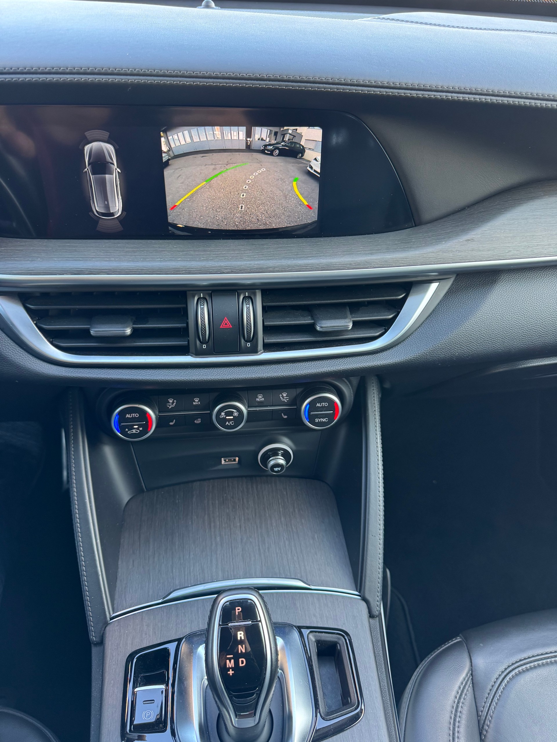 ALFA ROMEO Stelvio 2.0 TI Q4 Automatic-image-9