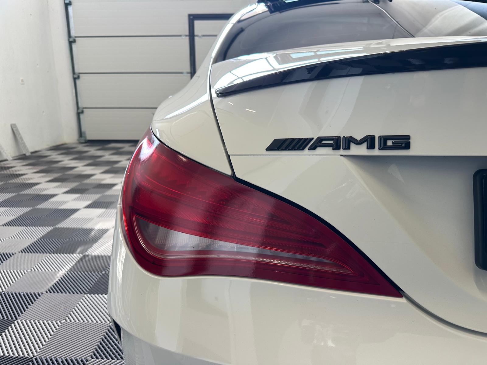 MERCEDES-BENZ CLA 45 AMG 4Matic Speedshift-image-26