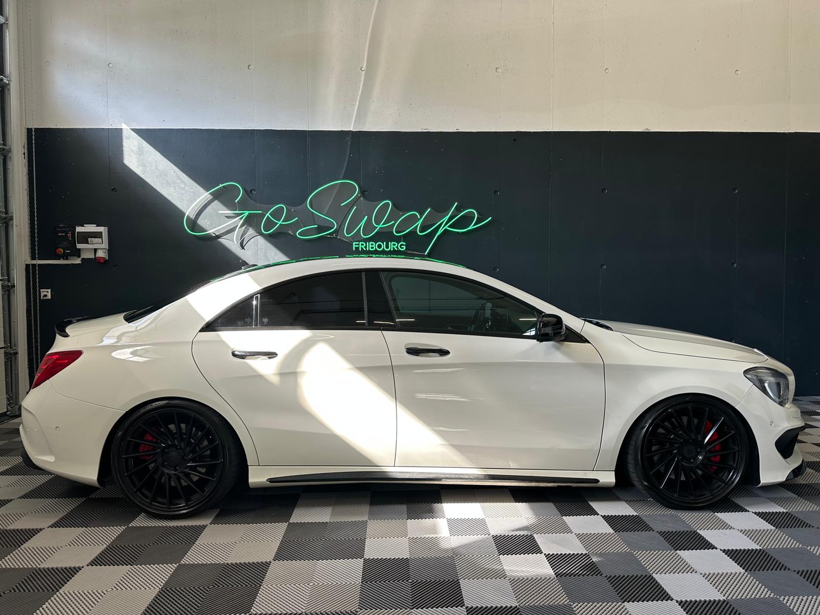 MERCEDES-BENZ CLA 45 AMG 4Matic Speedshift-image-6