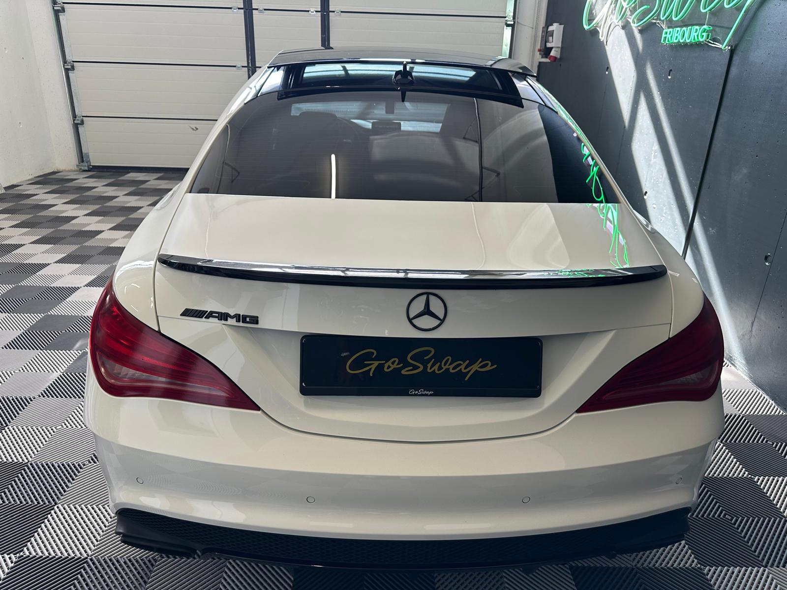 MERCEDES-BENZ CLA 45 AMG 4Matic Speedshift-image-4