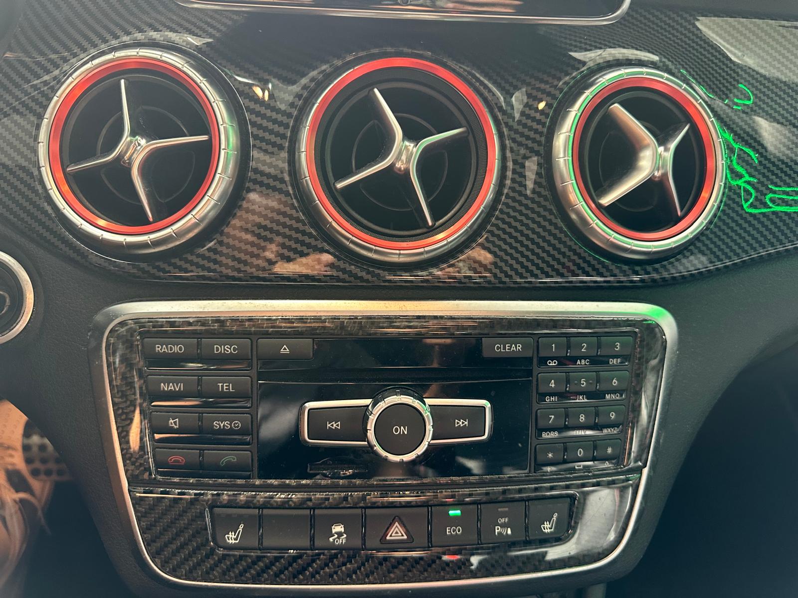 MERCEDES-BENZ CLA 45 AMG 4Matic Speedshift-image-22