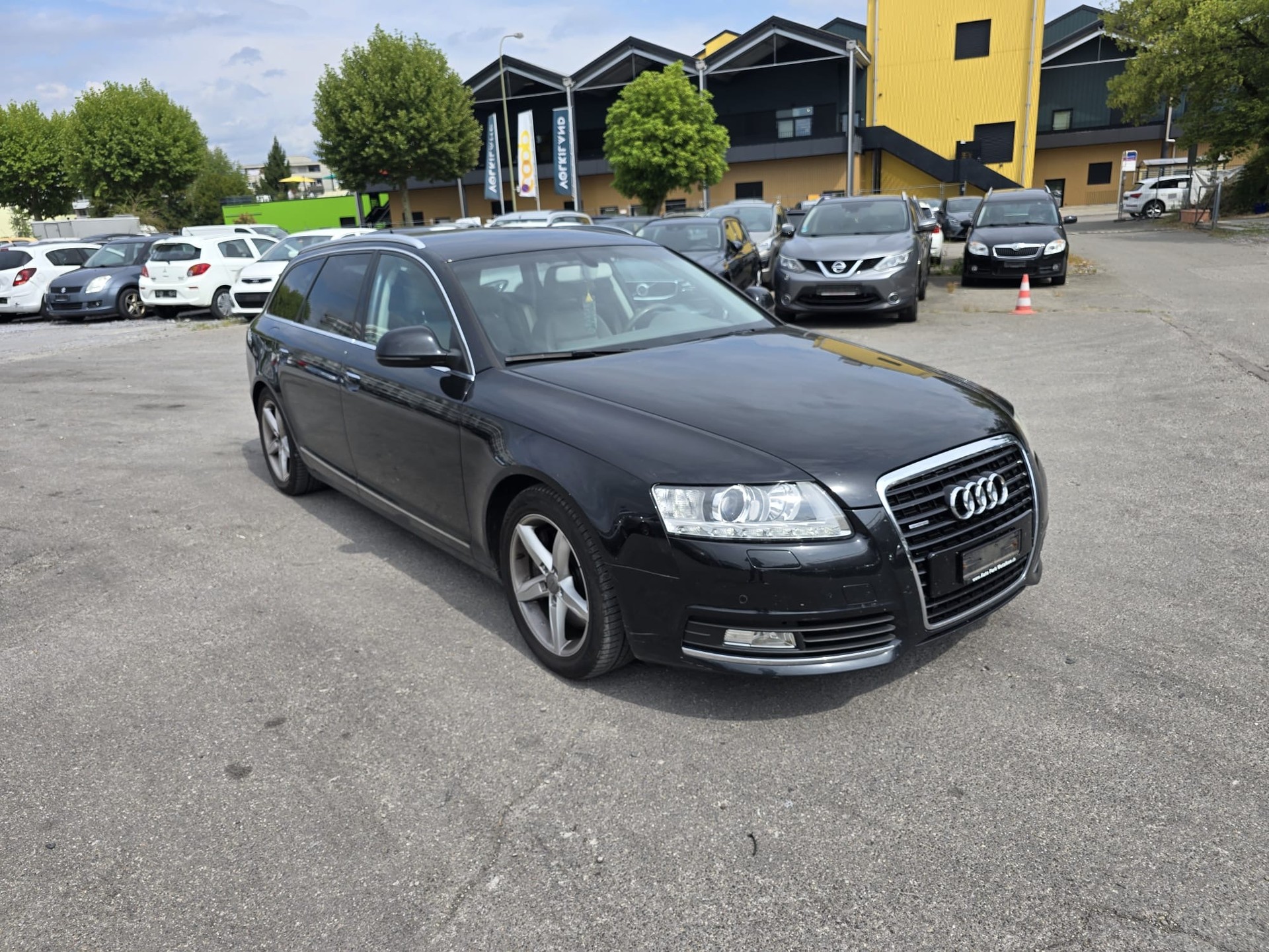 AUDI A6 Avant 3.0 V6 TDI quattro tiptronic-image-2