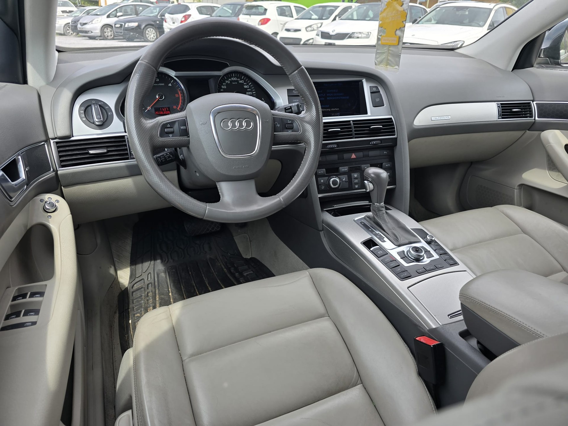 AUDI A6 Avant 3.0 V6 TDI quattro tiptronic-image-14