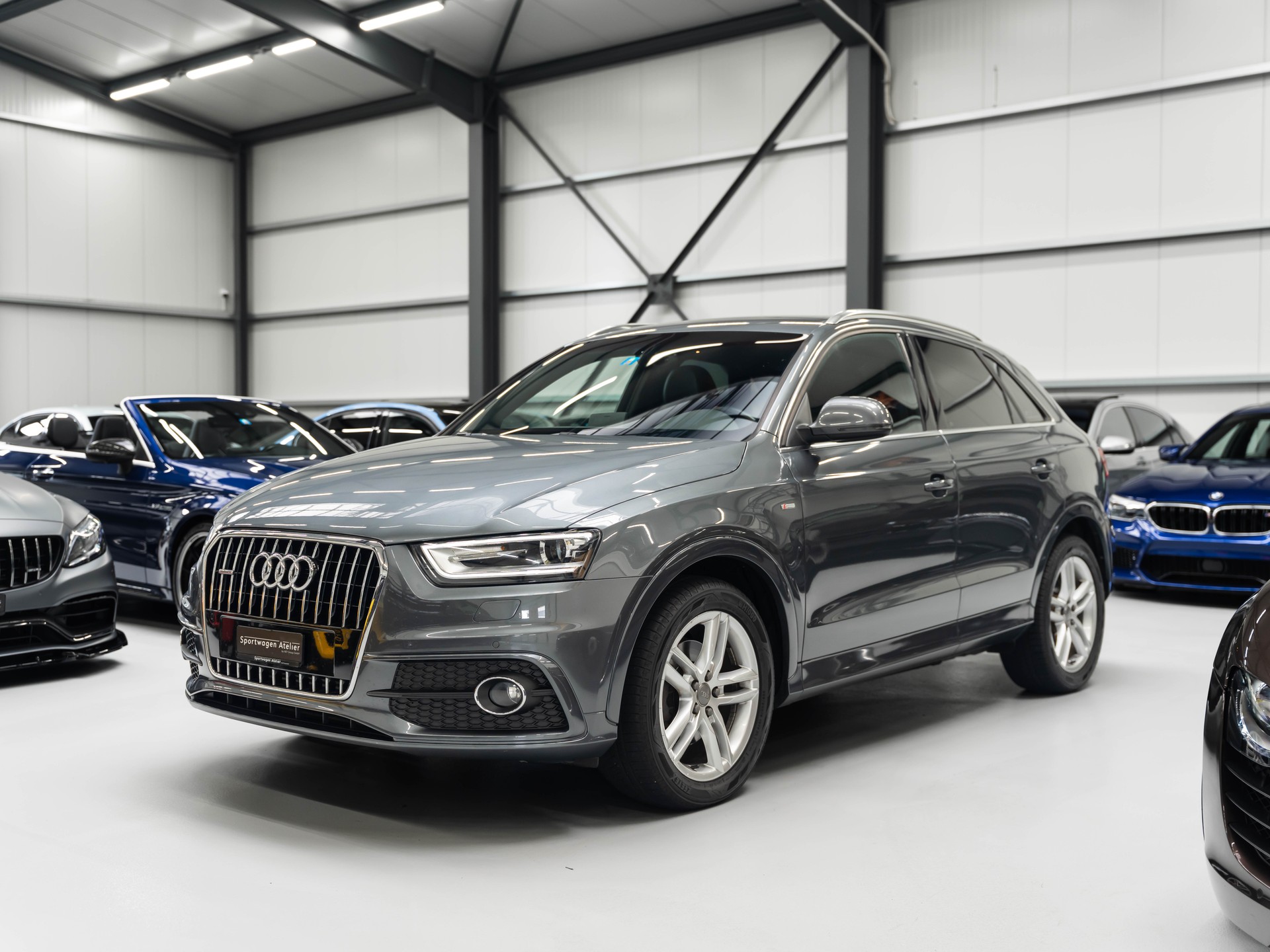 AUDI Q3 2.0 TDI quattro S-tronic-image-0