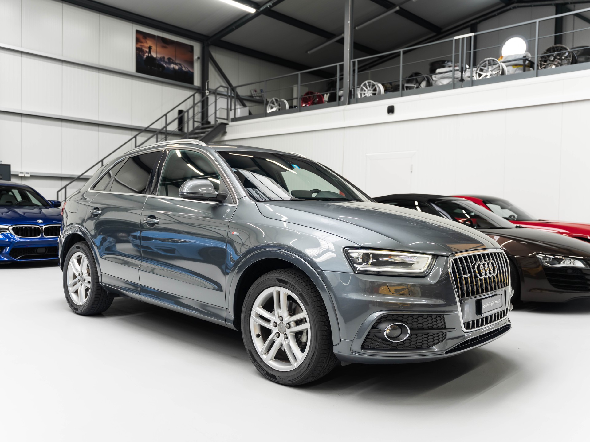 AUDI Q3 2.0 TDI quattro S-tronic-image-4