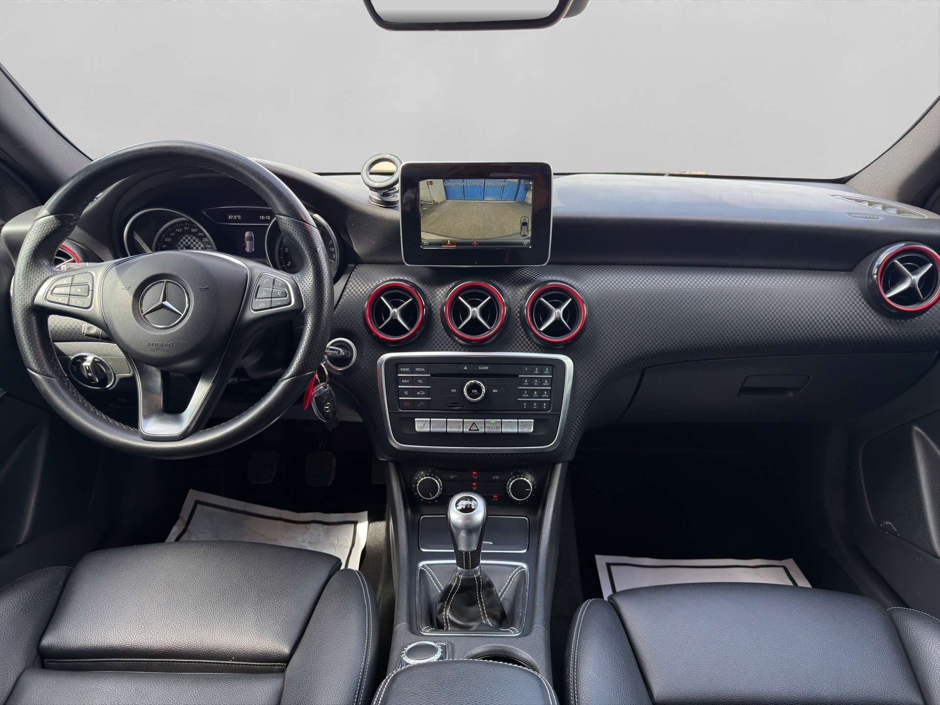 MERCEDES-BENZ A 180 Urban-image-9