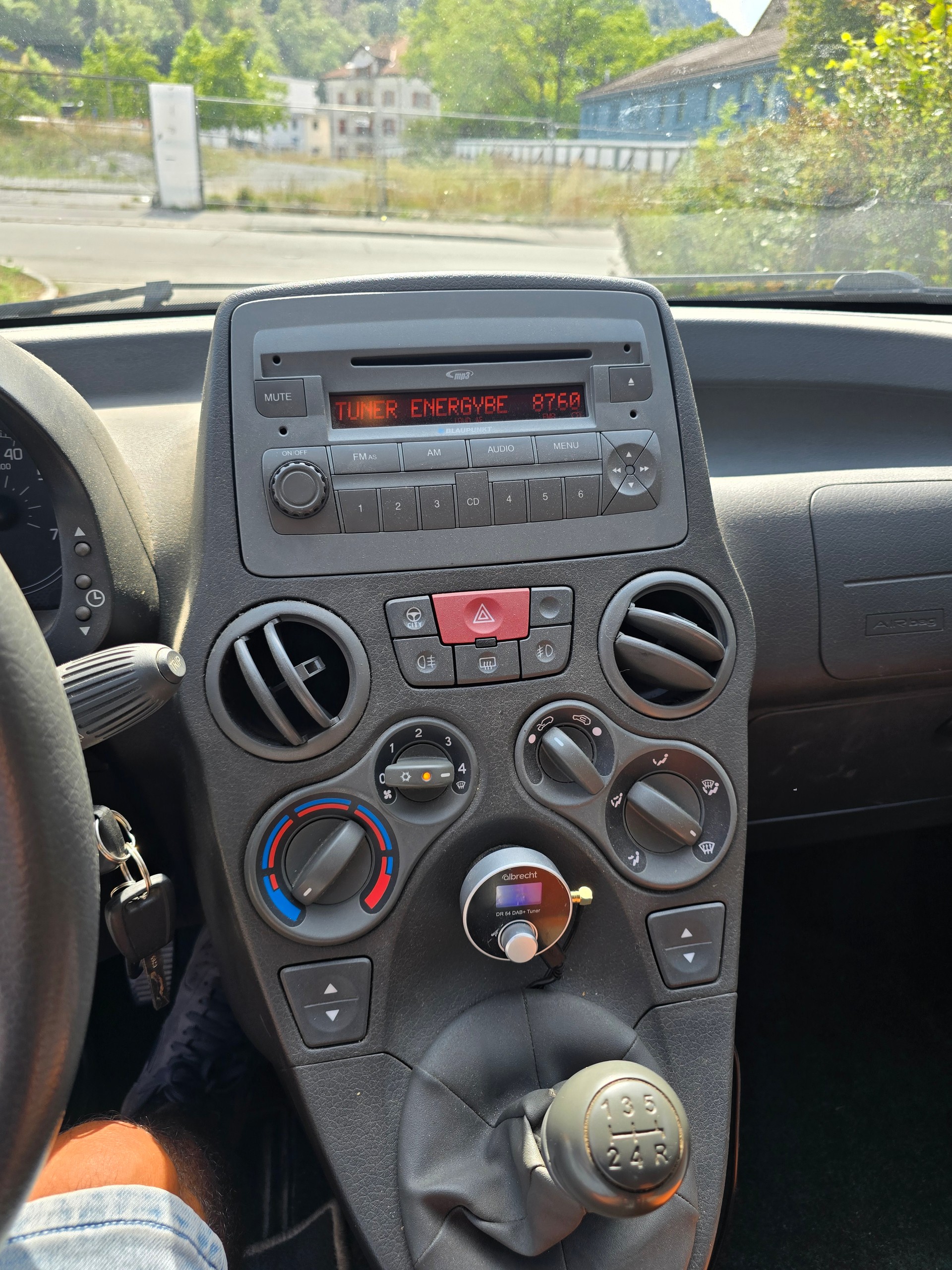 FIAT Panda 1.3 16V JTD Climbing 4x4-image-10